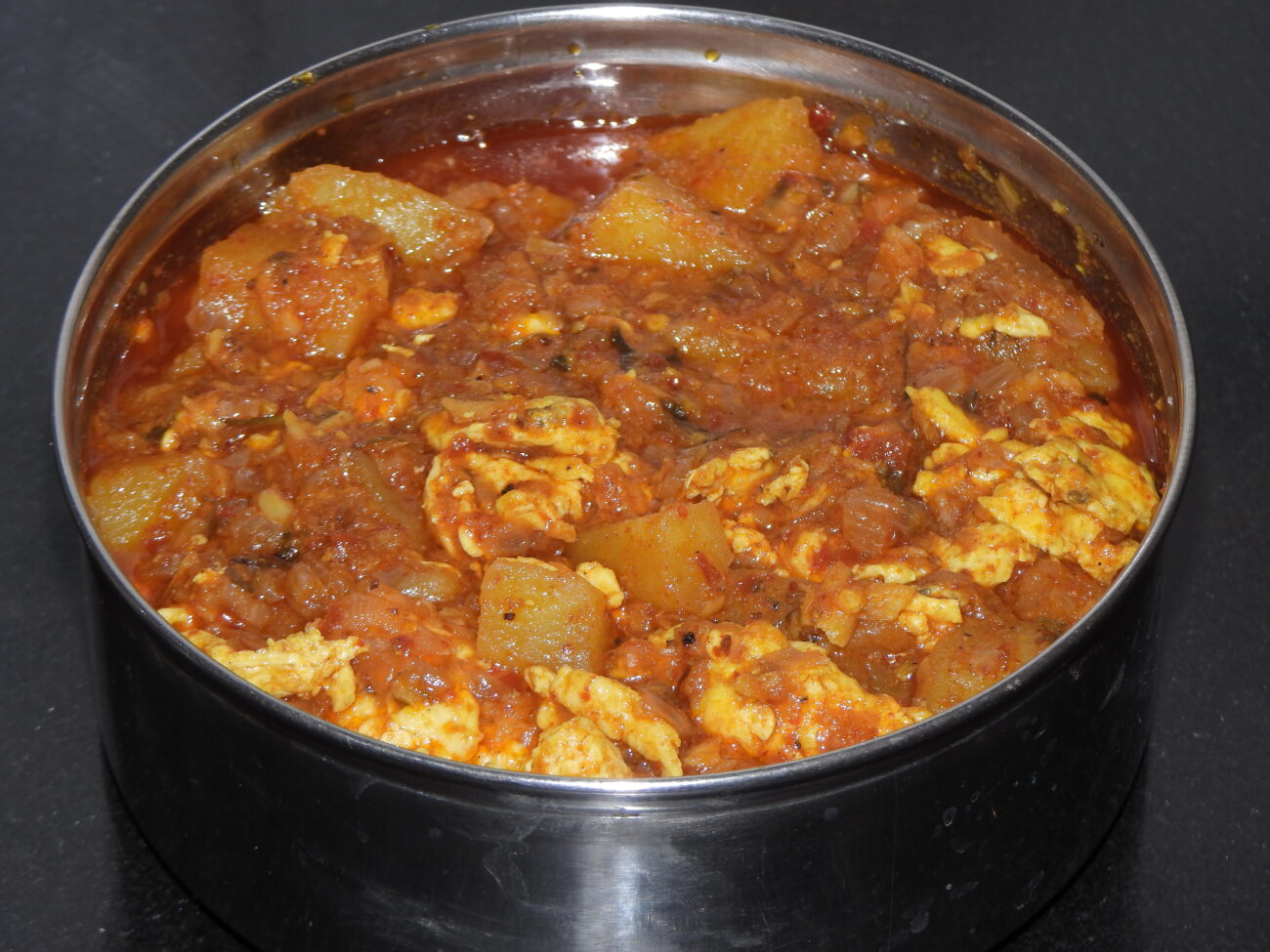 Egg Masala Recipe – Aloo Egg Masala Curry Recipe – Aloo Egg Bhurji