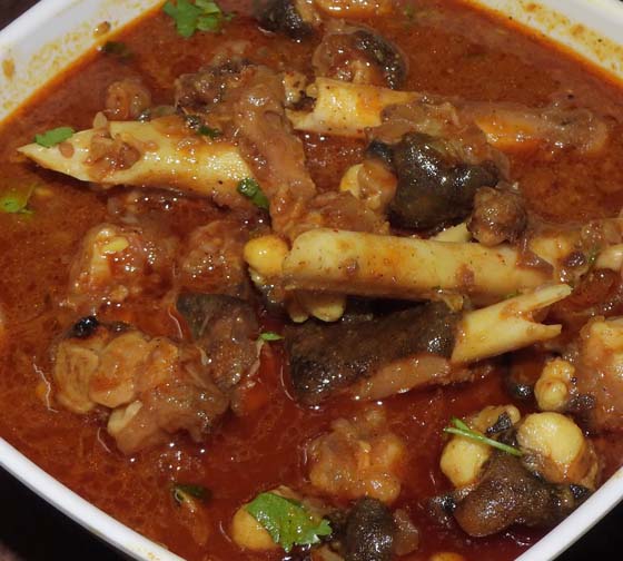Goat Leg Paya Recipe | Muslim Style Mutton Legs Paya | Tasty Goat Leg Paya in Telugu